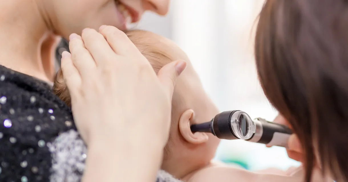 Ear Infection in Toddlers: Causes, Signs to Look Out For & Treatment