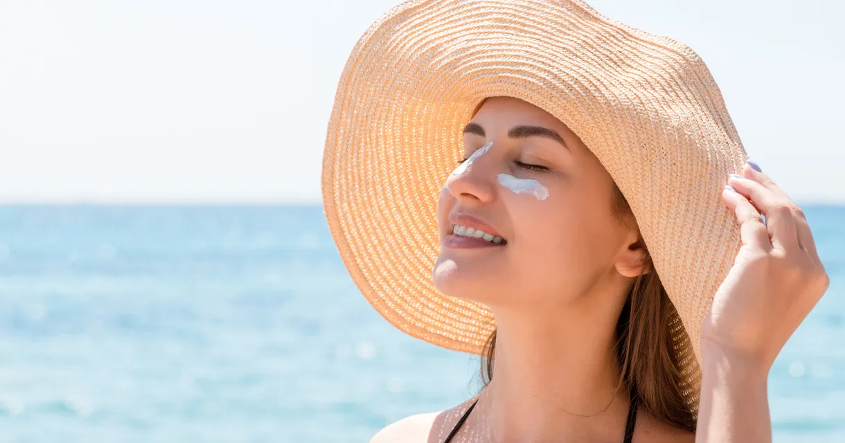 How Much Sunscreen Should I Use On My Face? Expert Q&A Guide