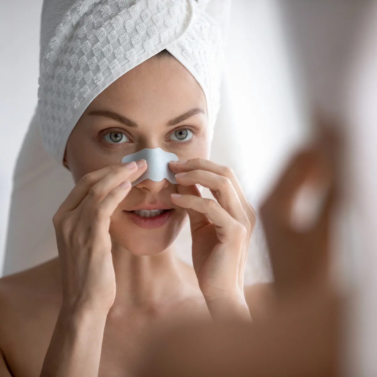 How to Remove Blackheads: 5 Treatments to Try