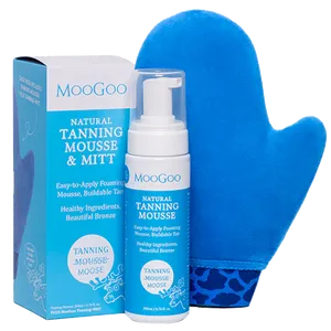 MooGoo Natural Tanning Mousse 200ml & Mitt Bundle
