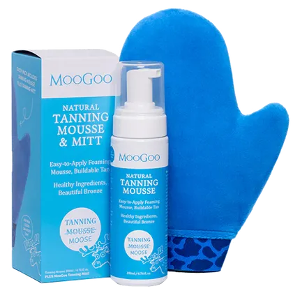 MooGoo Natural Tanning Mousse 200ml & Mitt Bundle